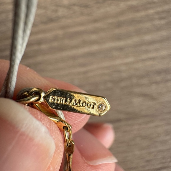 Elegant Gold Beaded Bracelet - Picture 2 of 5